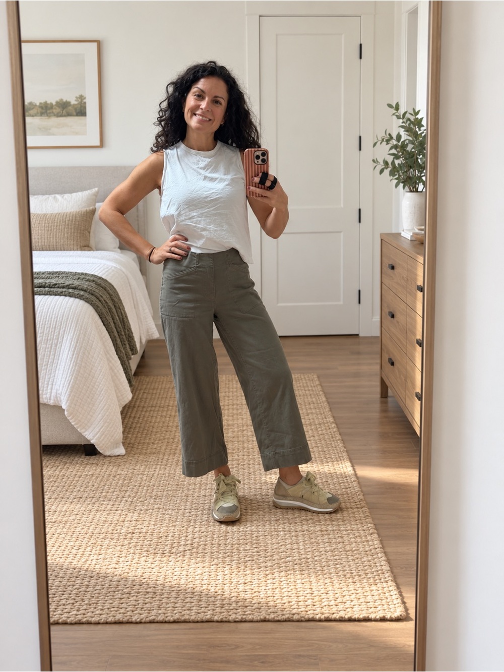 Joie Olive Green Wide-Leg Cropped Pants